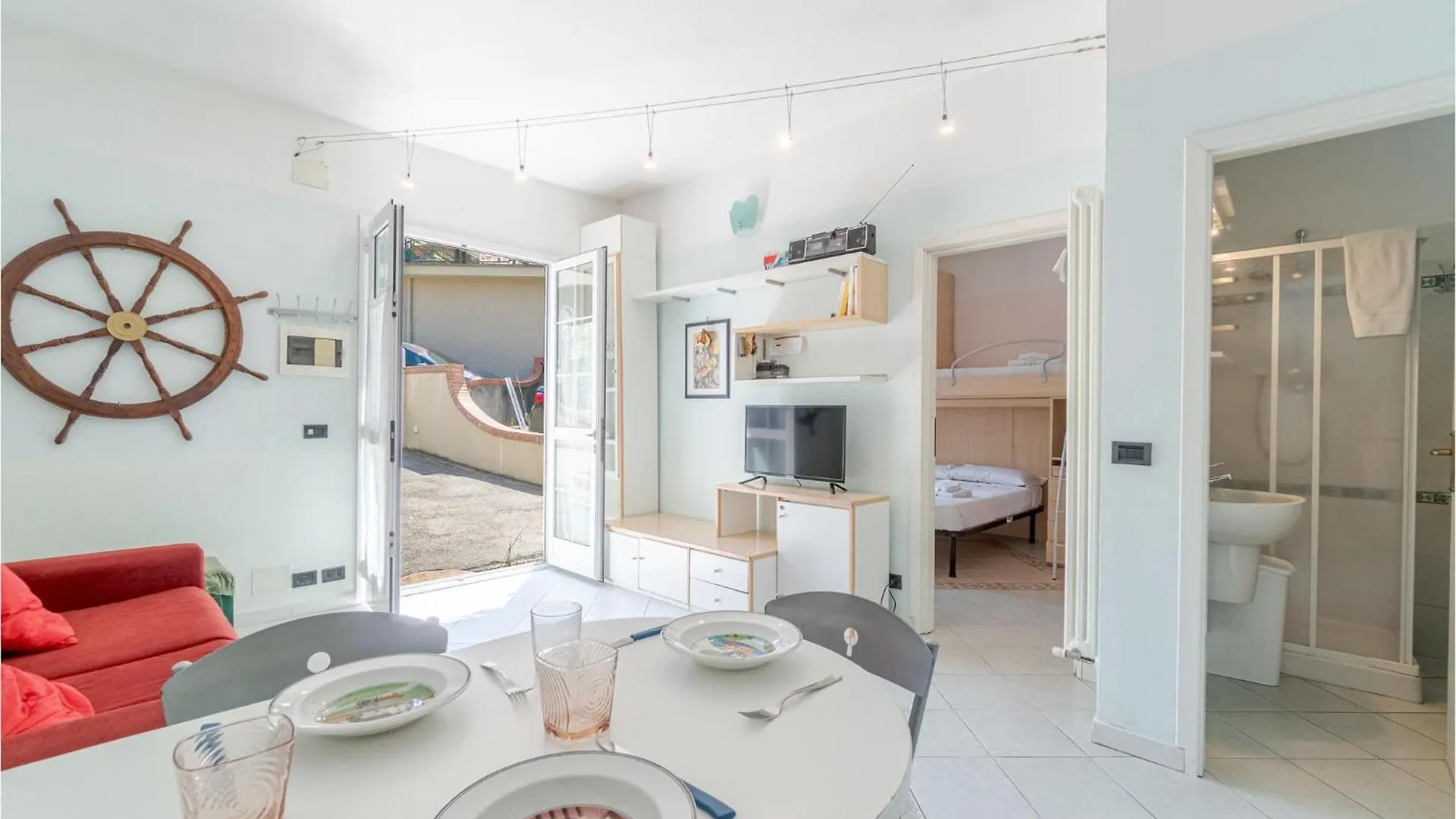 1 Bedroom Stunning Home In Rapallo Holiday home