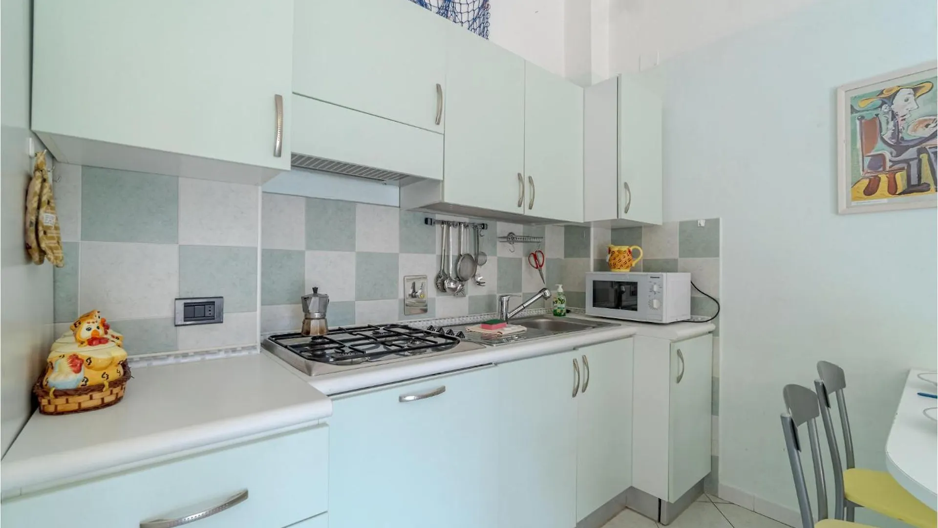 1 Bedroom Stunning Home In Rapallo