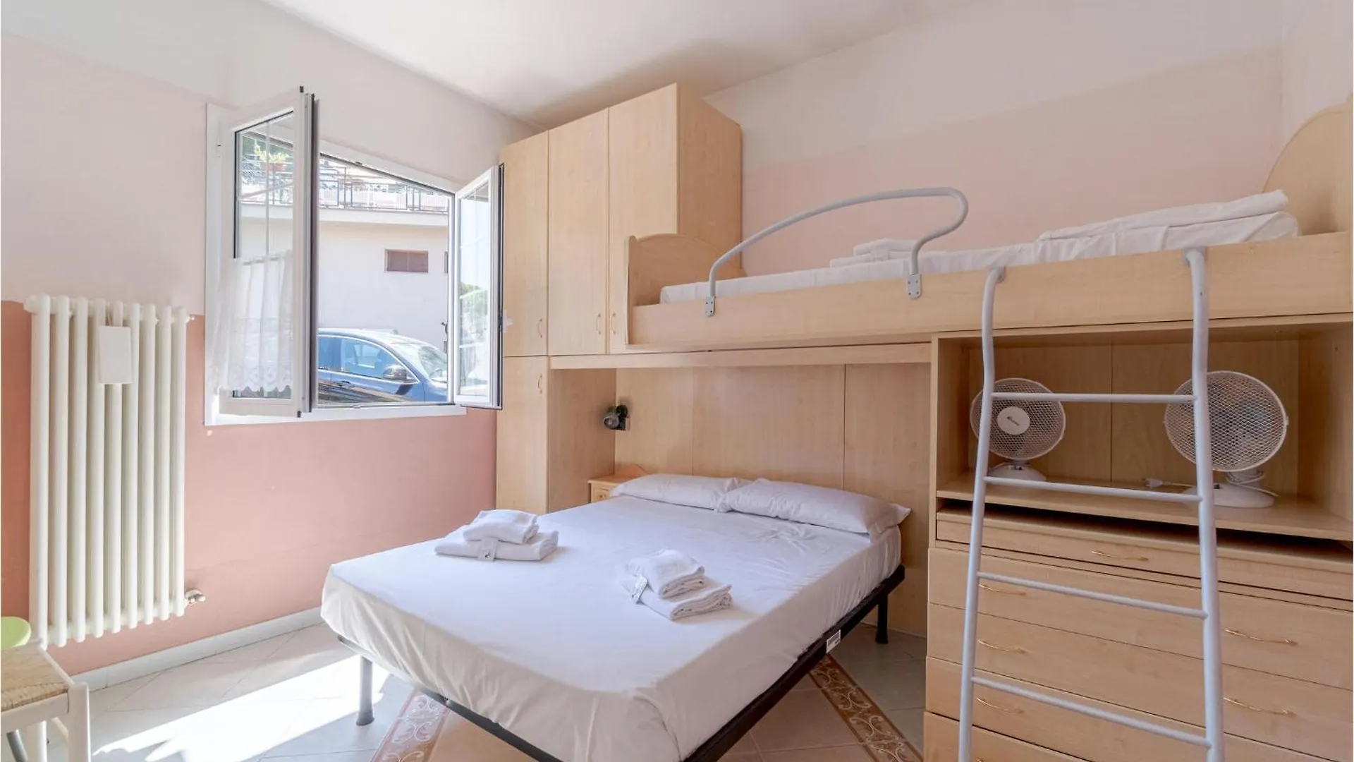 1 Bedroom Stunning Home In Rapallo 0*,  Italy
