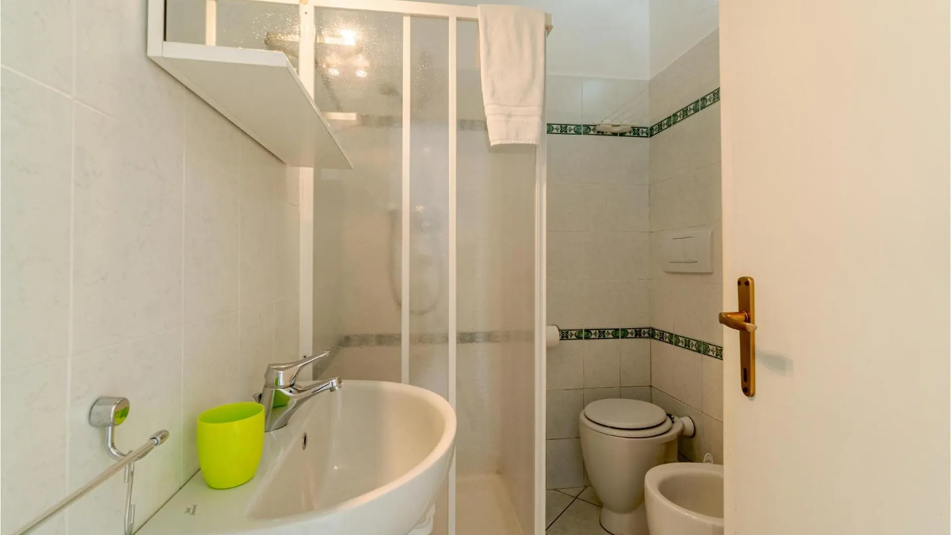 1 Bedroom Stunning Home In Rapallo